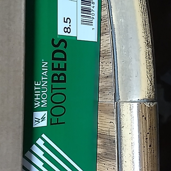 Sandals size 8.5 - Picture 9 of 10